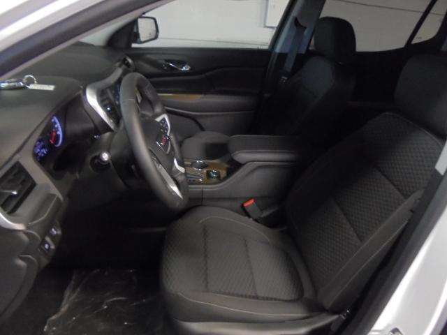 GMC Acadia 2017 photo 17